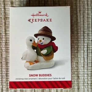Hallmark Keepsake Snow‎ Buddies 2014 17th in the Series Christmas Ornament ~ EUC
